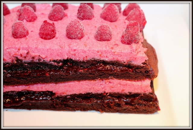 Lasagne de brownies aux framboises - Cinq Fourchettes