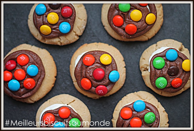 biscuits beurre d'arachide, guimauve et M&M
