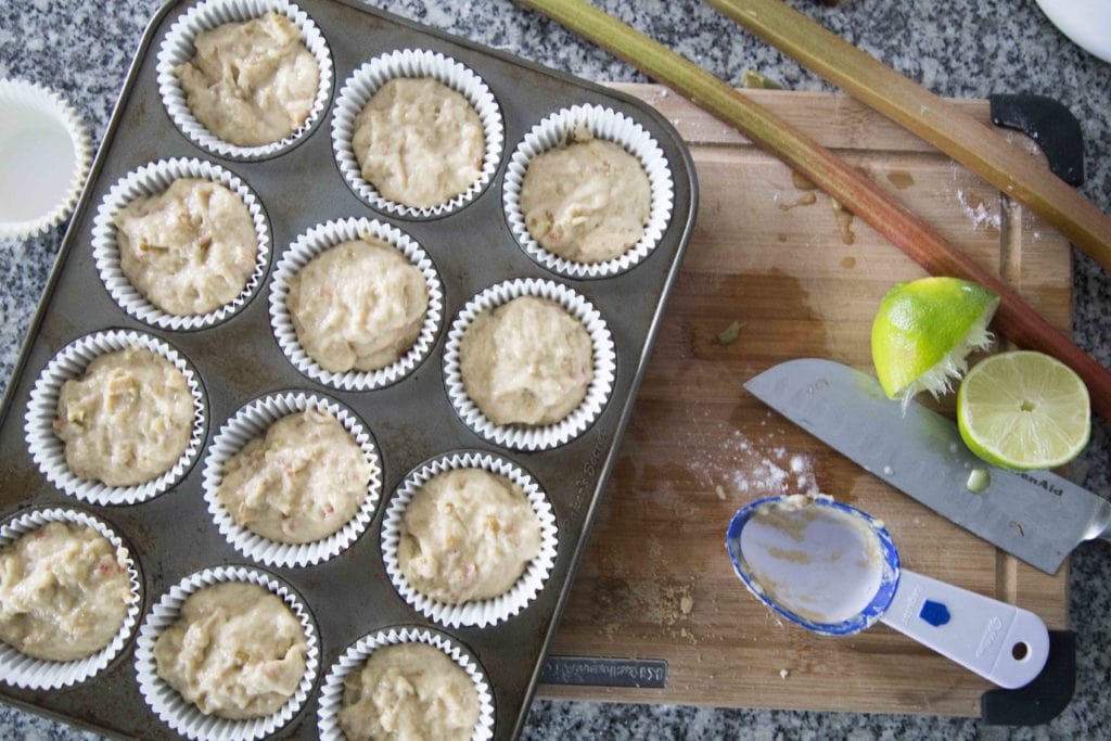 Muffin Rhubarbe Lime Coco / Cinq Fourchettes