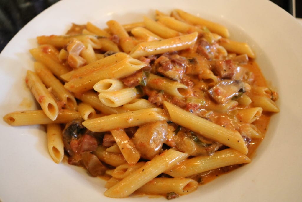 Pour un 5 à 7 gourmand, l’Enoteca Monza Pizzeria Moderna / Cinq Fourchettes