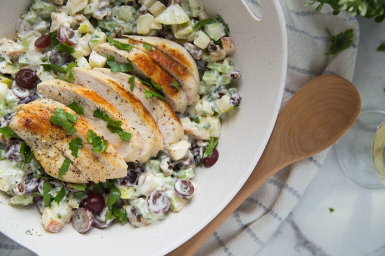 salade Waldorf au poulet grillé Walrdof salad with chicken recipe recette Cinq Fourchettes