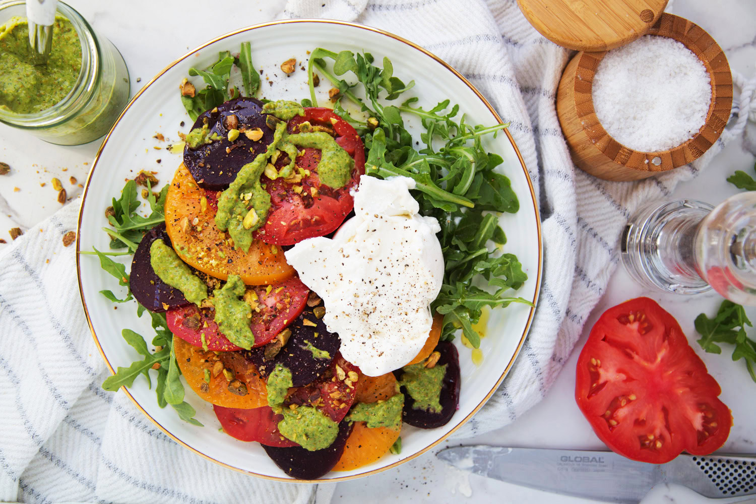salade roquette tomates betteraves burrata cinq fourchettes recette recipe tomato beet pesto pistache pistachio